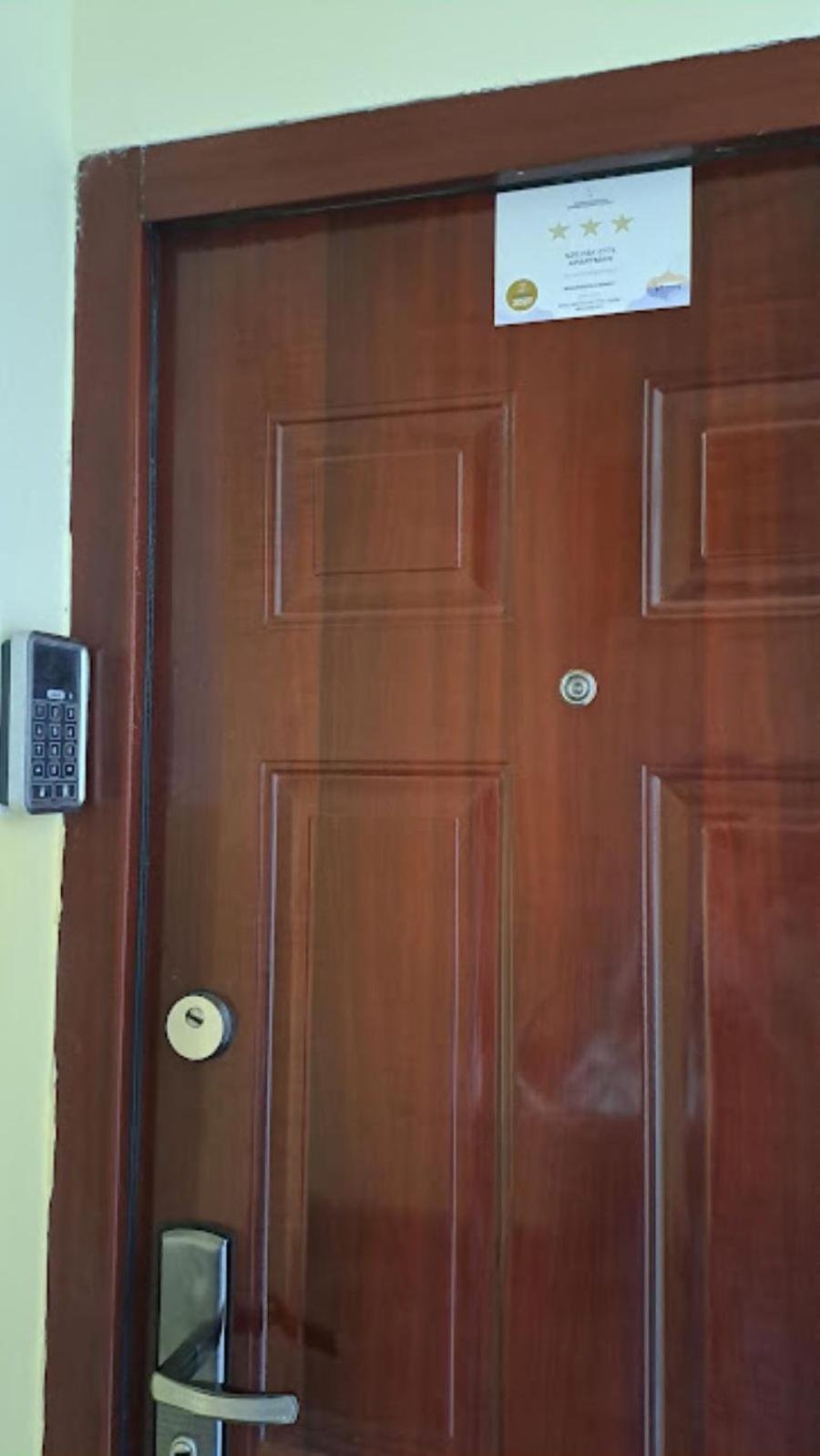 Szilfak City Apartman Hajdúszoboszló Buitenkant foto